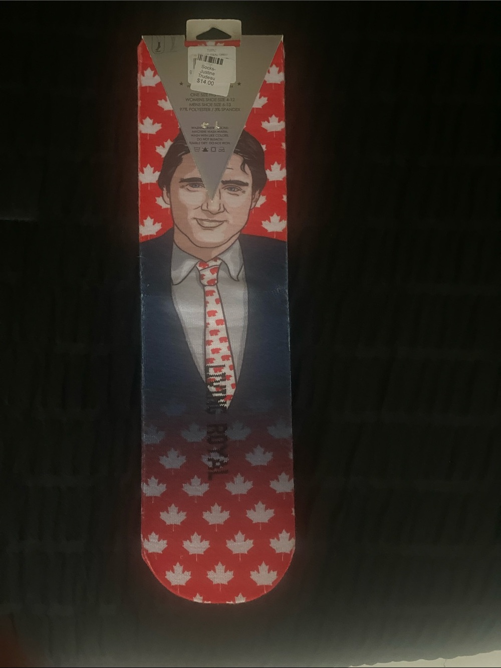Men's Red Maple-Leaf Novelty Socks - Unbranded